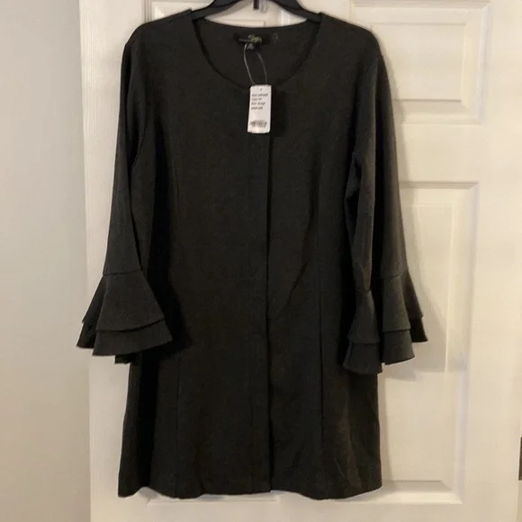 Suzanne Betro length 33” bust 42” Jacket size XL Chic Gray Flared Sleeves 20” - Picture 6 of 12